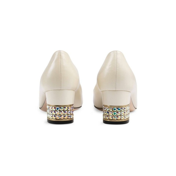 🆕️ Gucci vintage white crystal heel pumps - Picture 2 of 8
